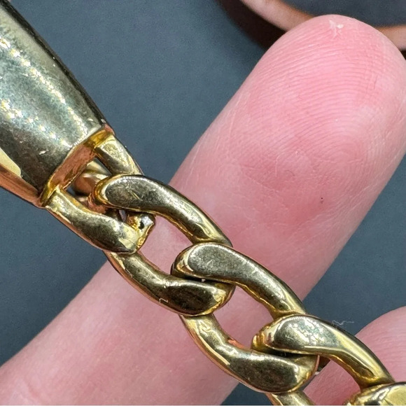 LCI Liz Claiborne Goldtone ID Bracelet - Picture 9 of 12